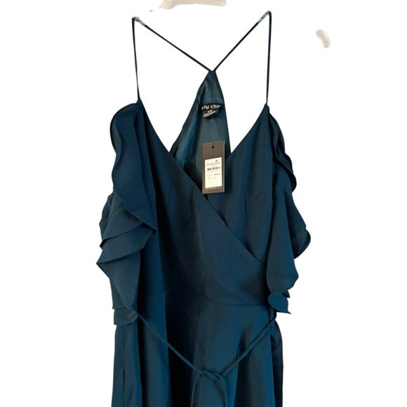 NWT City Chic Miss Jessica Maxi Wrap Dress Emerald Green Size 16 Cold Shoulder - Picture 4 of 6